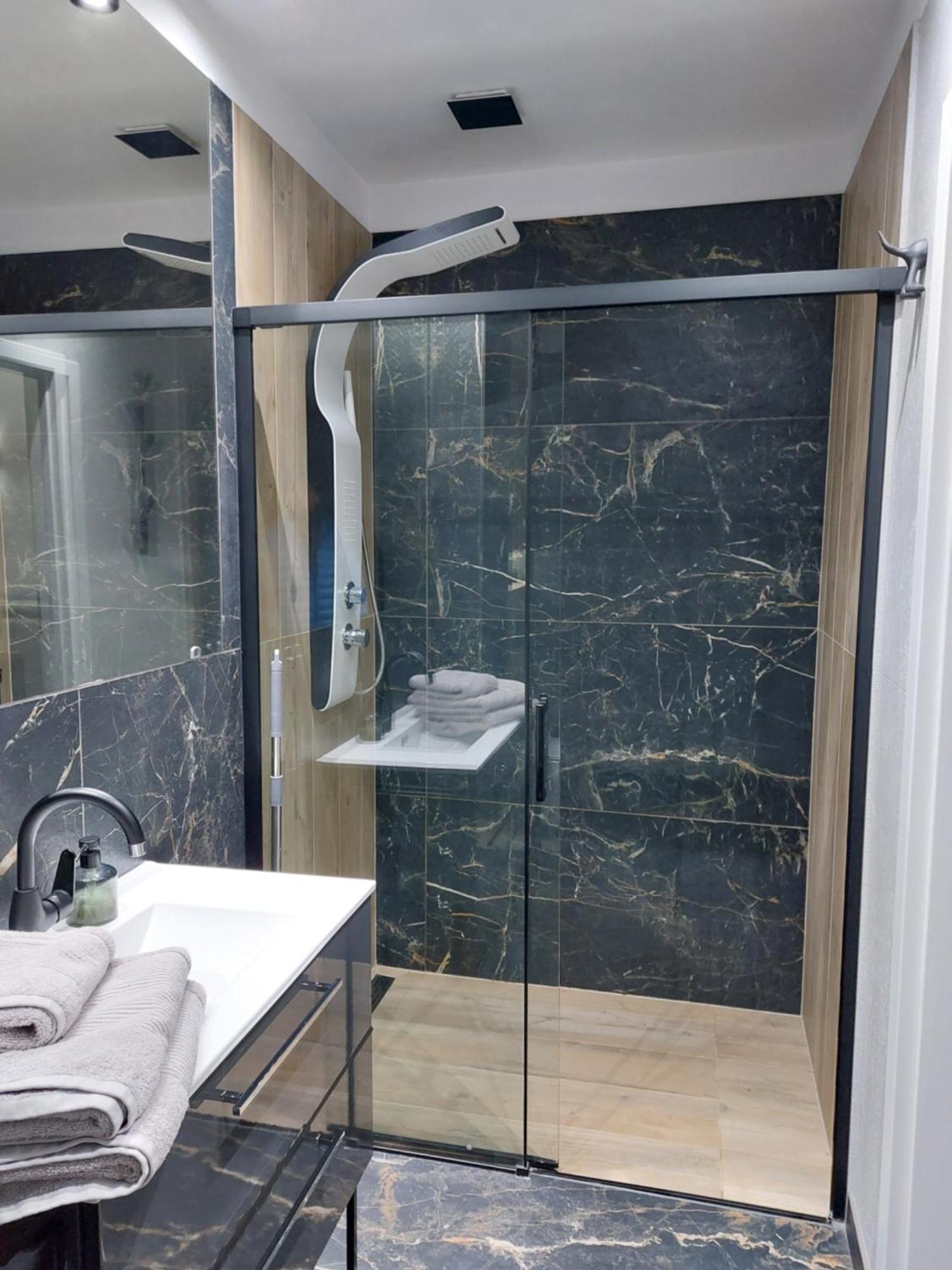 Appartement Glogow Przy Grodzkiej Extérieur photo